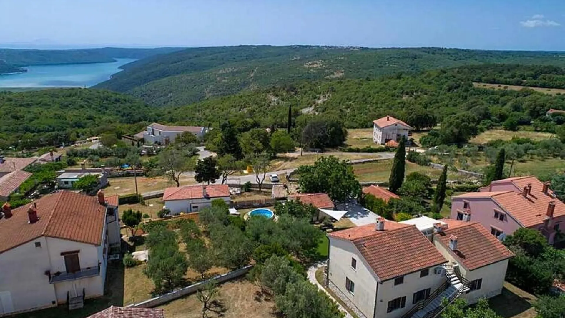 Komfortable, Ruhige Erdgeschoss Ferienwohnung Puntera Kroatien